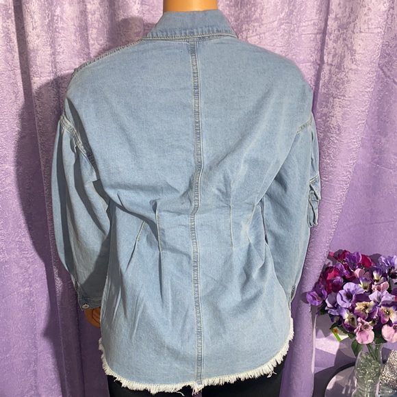 Stylish Jean Jacket - Picture 10 of 10